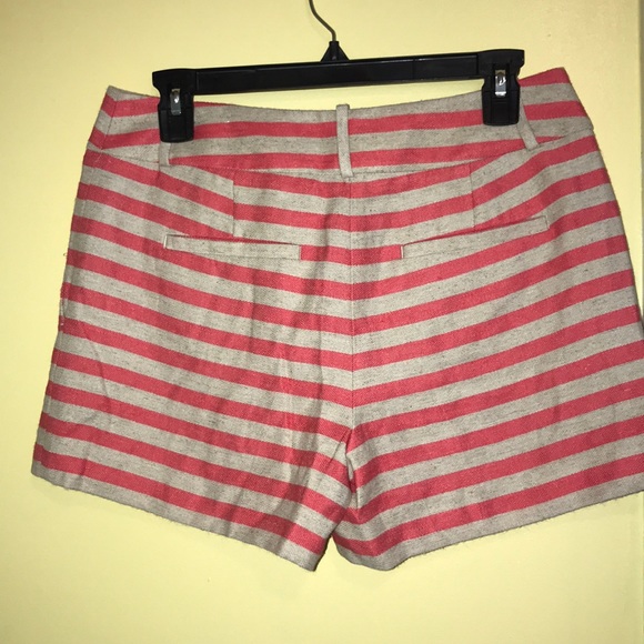 Shorts - Picture 2 of 4